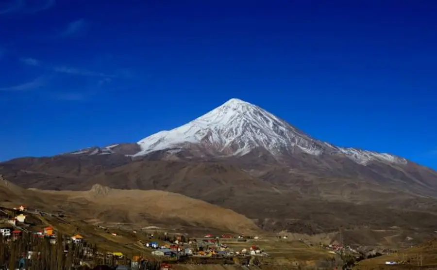 7- جبل دماوند (Mount Damavand)