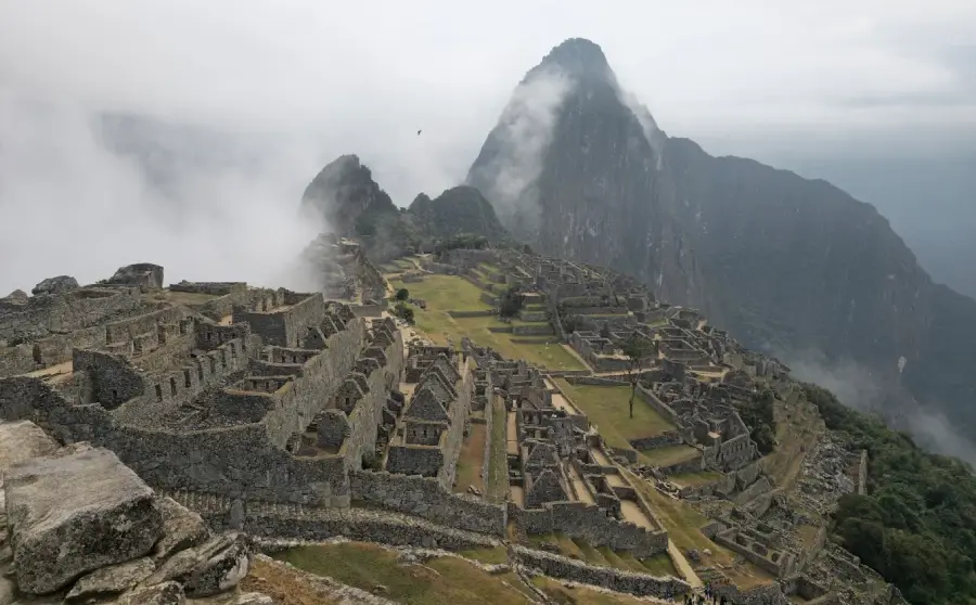 12- ماتشو بيتشو (Machu Picchu)